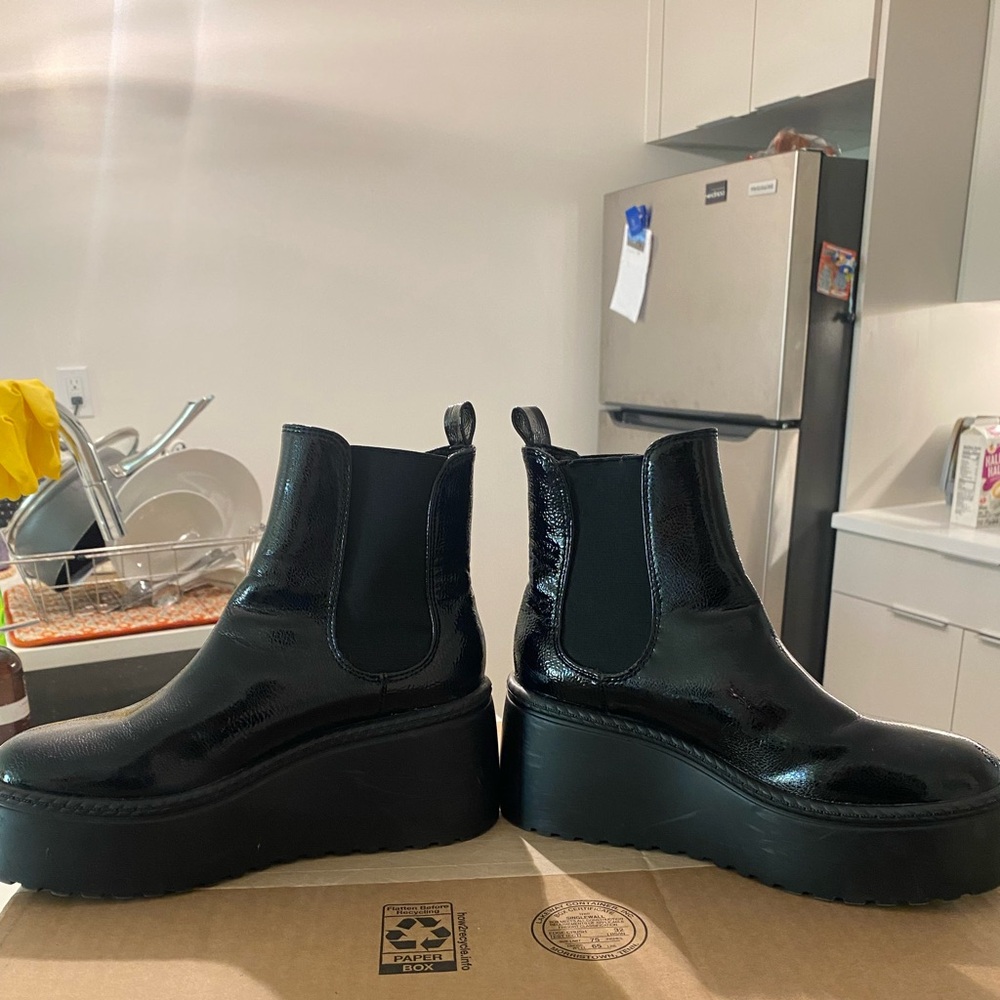 Ankle boots